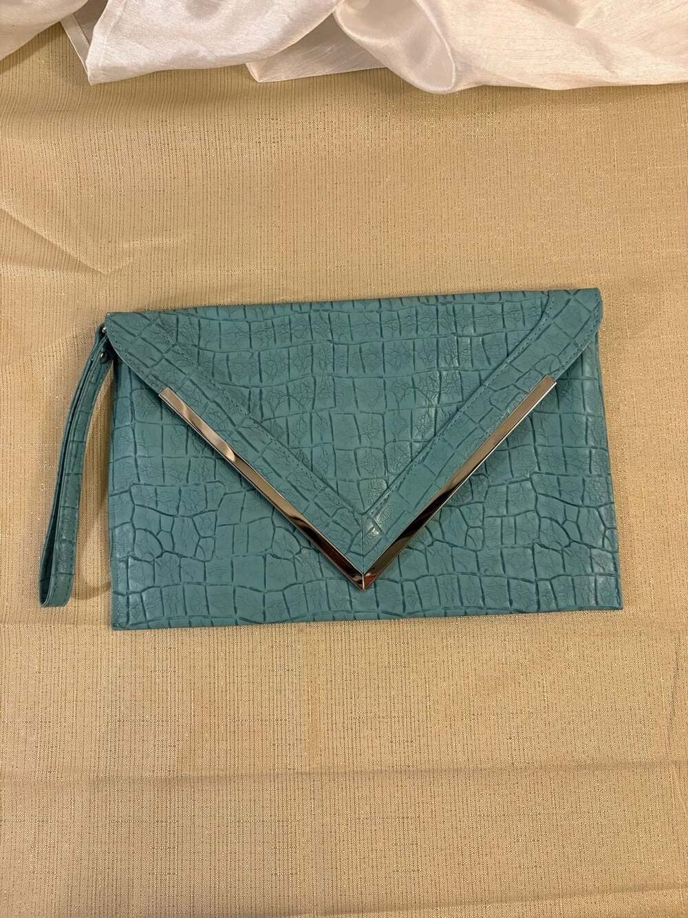 Teal Faux Crocodile Envelope Clutch Handbag with Silver-Tone V-Trim